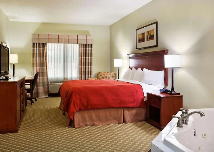 Hotel Country & By Radisson, Rock Falls, Il