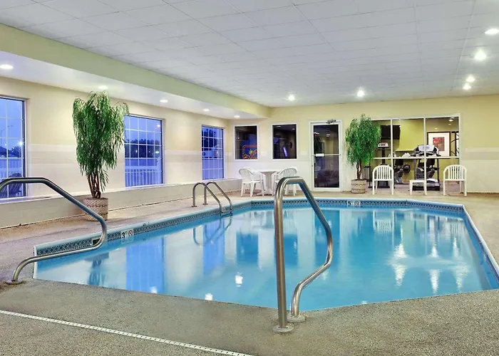 Hotel Country & By Radisson, Rock Falls, Il Rock Falls