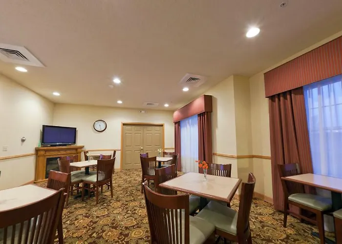 Hotel Country & By Radisson, Rock Falls, Il 3*